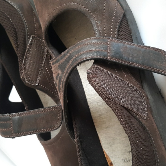 Clarks Cloudsteppers - Picture 8 of 10